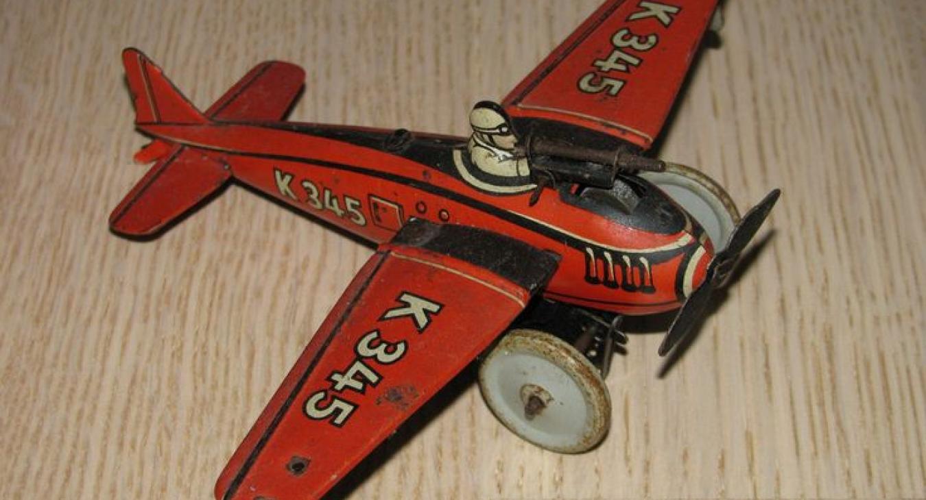 World War II Toy Aeroplane Flying Without Wings Book By Paula Wynne